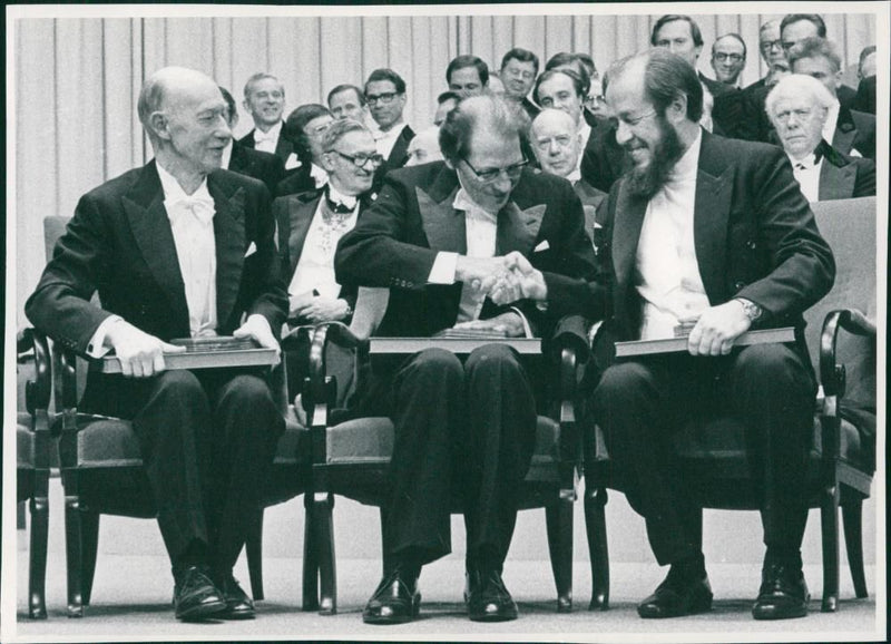 1974 a laureate - Vintage Photograph