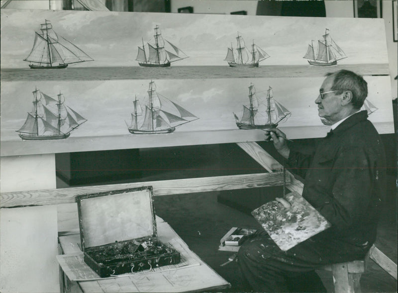 You paint model ships - Vintage Photograph