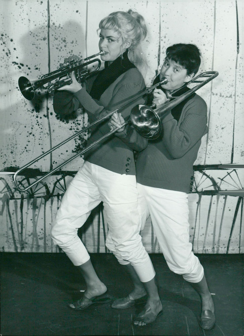 Cilla Ingvar and Dagmar Olsson as musical lads
in Karl Gerhard's "What You Want" at the Idea Theater - Vintage Photograph