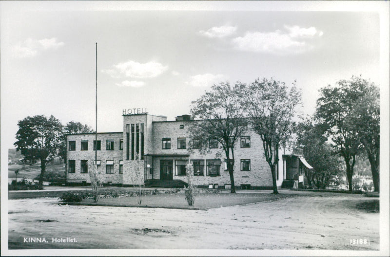 Kinna. Hotel - Postcard - Vintage Photograph