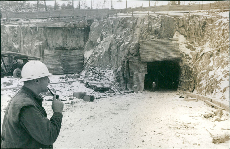 Two tunnel estates reach Nybohovsberget - Vintage Photograph