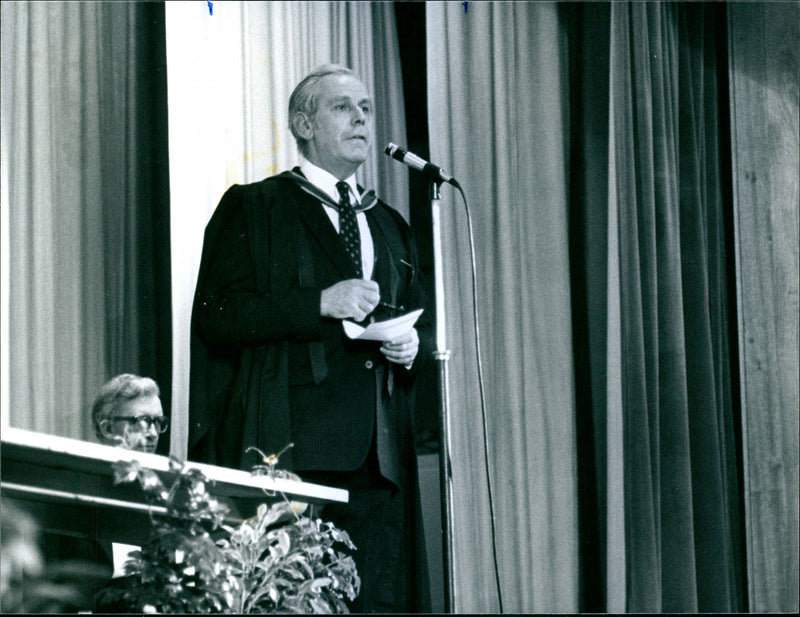 1981 JOHN WRITER - Vintage Photograph