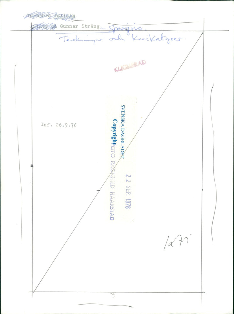 Swedish politician Gunnar Strang's funny sculpture - Vintage Photograph