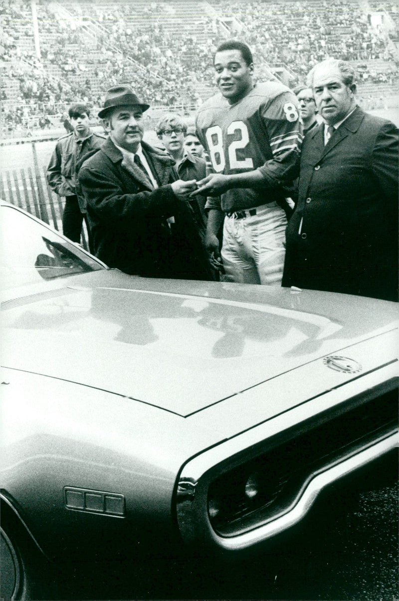 O. J. Simpson with Al Cowlings - Vintage Photograph