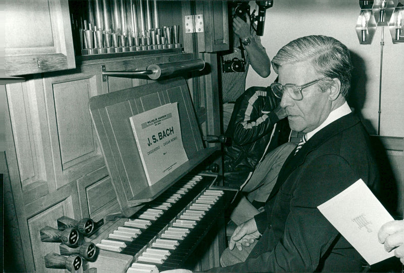 Helmut Schmidt - Vintage Photograph