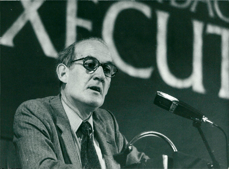 British writer Anthony Sampson - Vintage Photograph