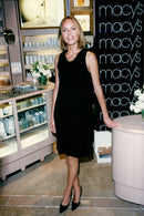 American model Amber Valetta is the "face of Elizabeth Arden" - Vintage Photograph