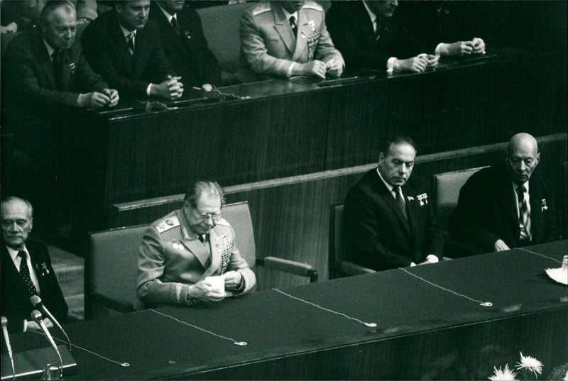 Soviet politician Dimitrij Ustinov with Geidar. Alyev (t.h) and Tikhonov and Promiblov (t.v). - Vintage Photograph