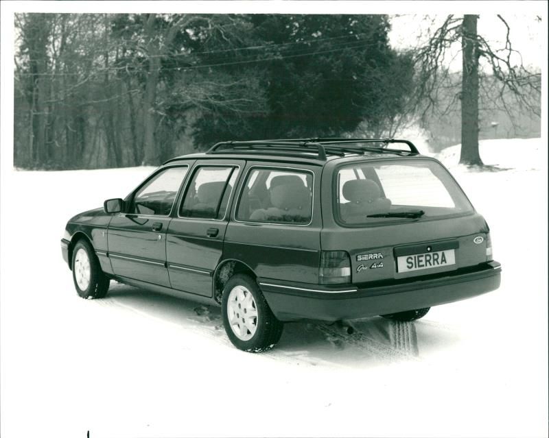 Ford Sierra 4x4 Universal - Vintage Photograph