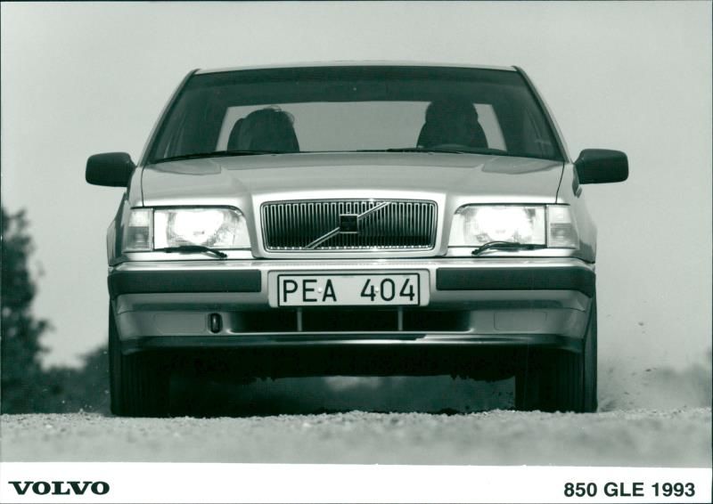 Volvo 850 GLE 1993 - Vintage Photograph