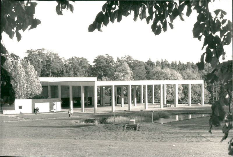 Sweden: SKOGSKYRKOGARDEN - Vintage Photograph