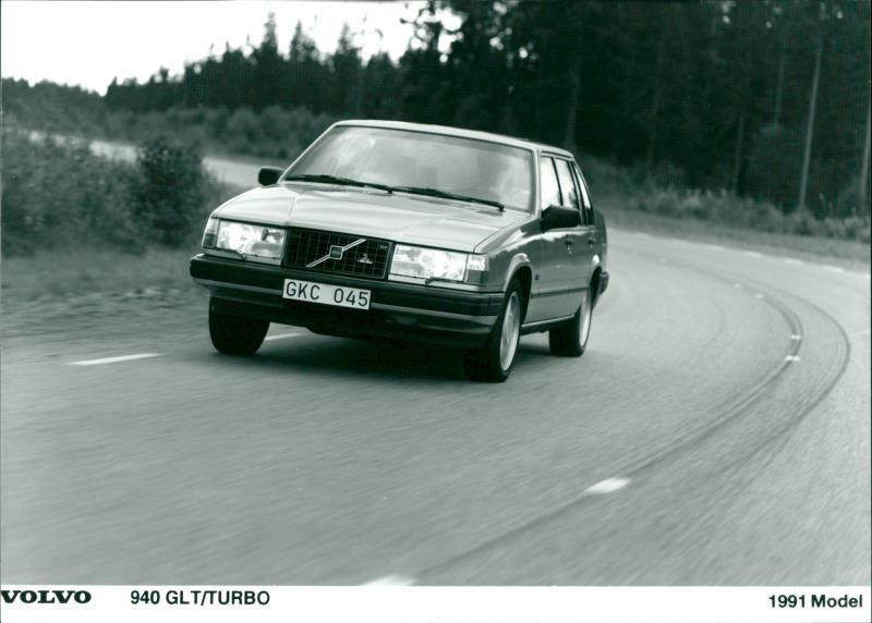 Volvo 940 GLT Turbo - Vintage Photograph