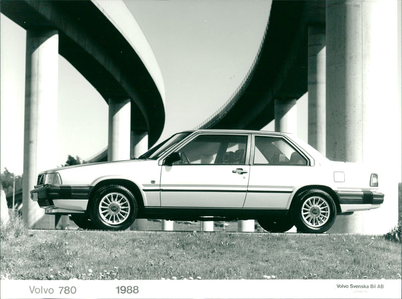 Volvo 780 1988 - Vintage Photograph