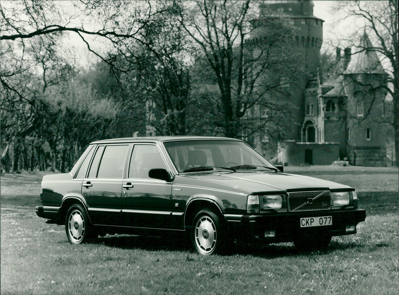 Volvo 760 Turbo 1985 - Vintage Photograph