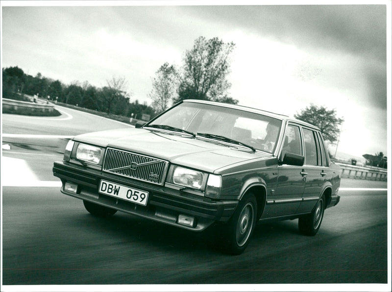 Volvo 760 Turbo 1984 - Vintage Photograph