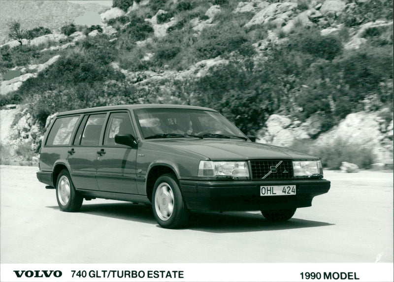 Volvo 740 GLT / TURBO ESTATE 1990 model - Vintage Photograph