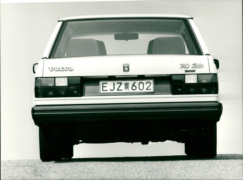 Volvo 740 Turbo 1985 - Vintage Photograph