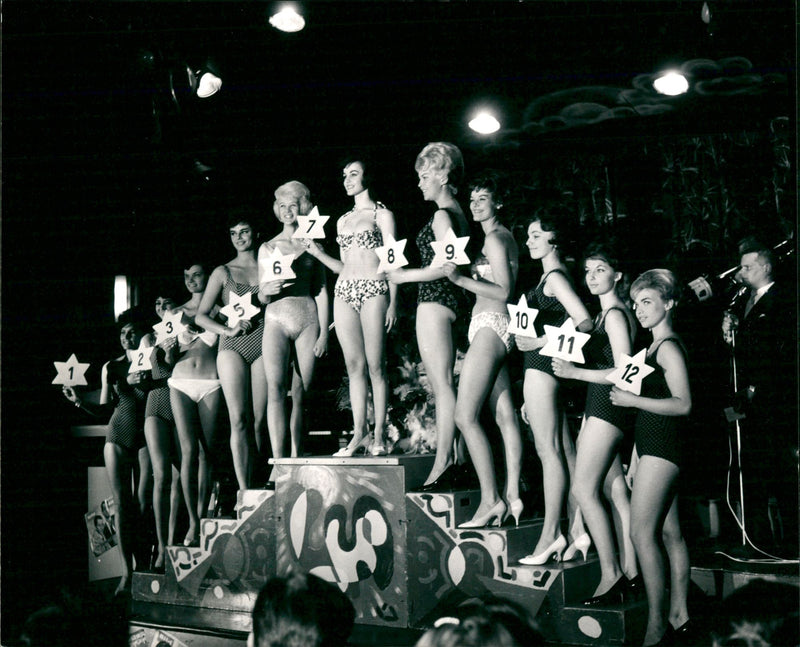 Beauty contest "Daisy" on Nalen - Vintage Photograph