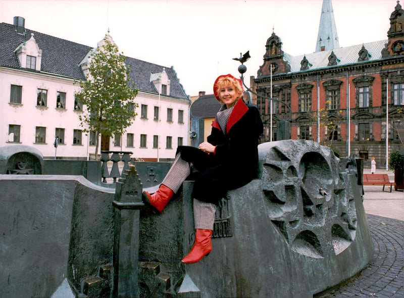 Ulla Neumann, singer - Vintage Photograph