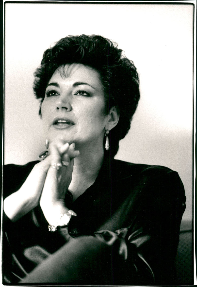 Singer Vaness Carol - Vintage Photograph