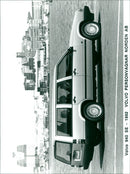 Volvo 940 SE - Vintage Photograph