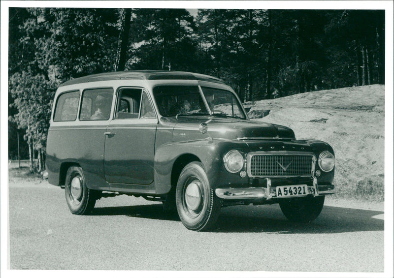 VOLVO DESK DALUM IMAGE DALE ACTION DELIVERY BLFS - Vintage Photograph