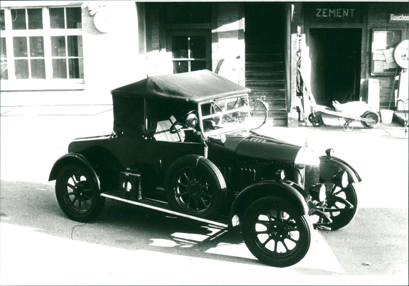 Nash Cars Collection: Morris Bullnose - Vintage Photograph