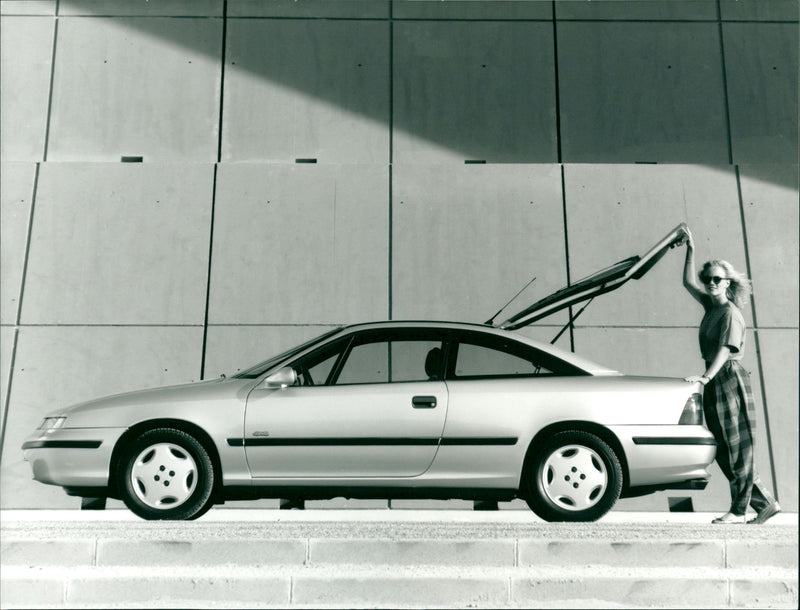 Cars: Opel Calibra - Vintage Photograph