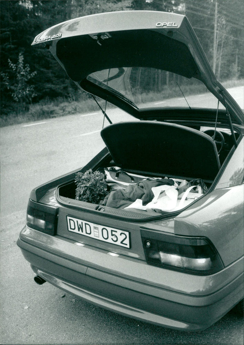 Cars: Opel Calibra - Vintage Photograph