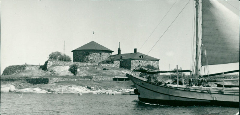 DALALRO SKANS SIGNED NATURE FOURM GAR ITS SCHOOL ABOVE SPIRIT DAGLADET FANG - Vintage Photograph
