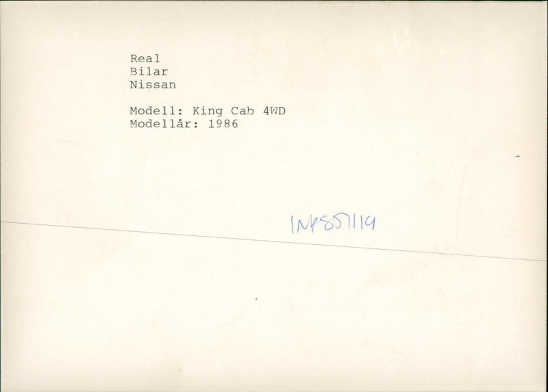 Nissan King cab 4wd '86 - Vintage Photograph