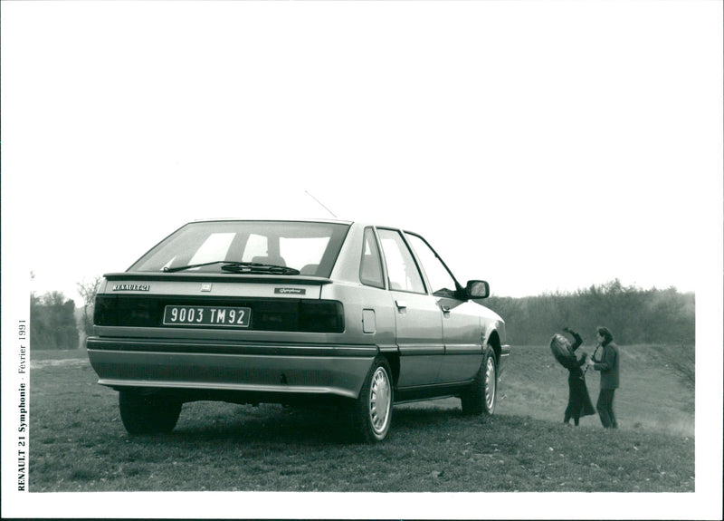 Renault 21 Symphonie - Vintage Photograph