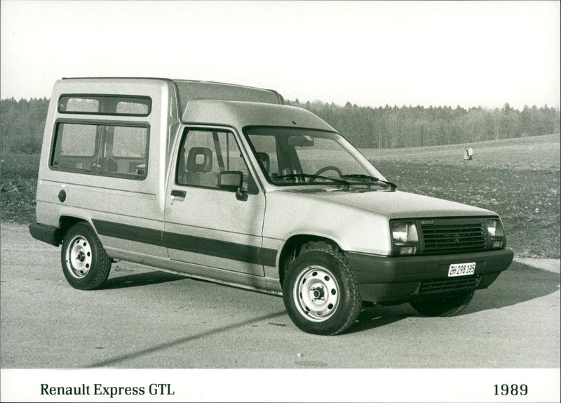 Renault Express GTL - Vintage Photograph