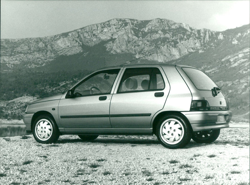 Renault - Vintage Photograph