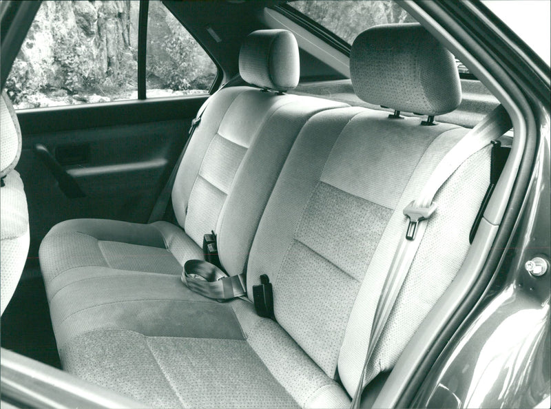 Renault - Safer rear seat - Vintage Photograph