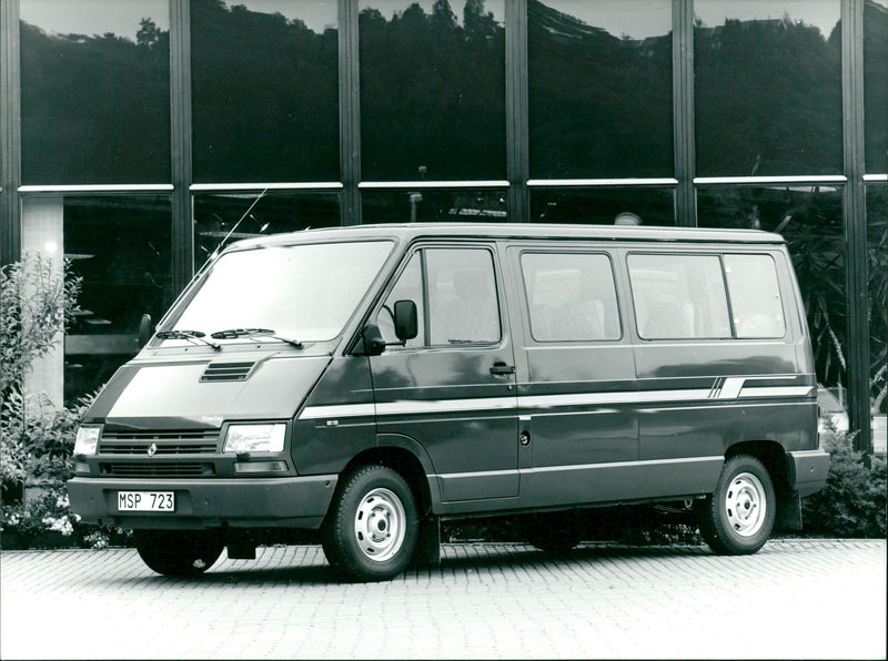 Renault T1400 - Vintage Photograph