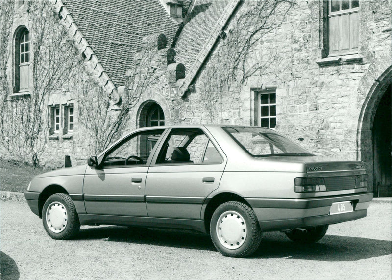 Peugeot 405 - Vintage Photograph