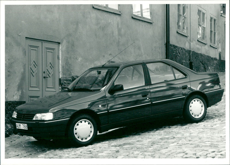 Peugeot 405 - Vintage Photograph