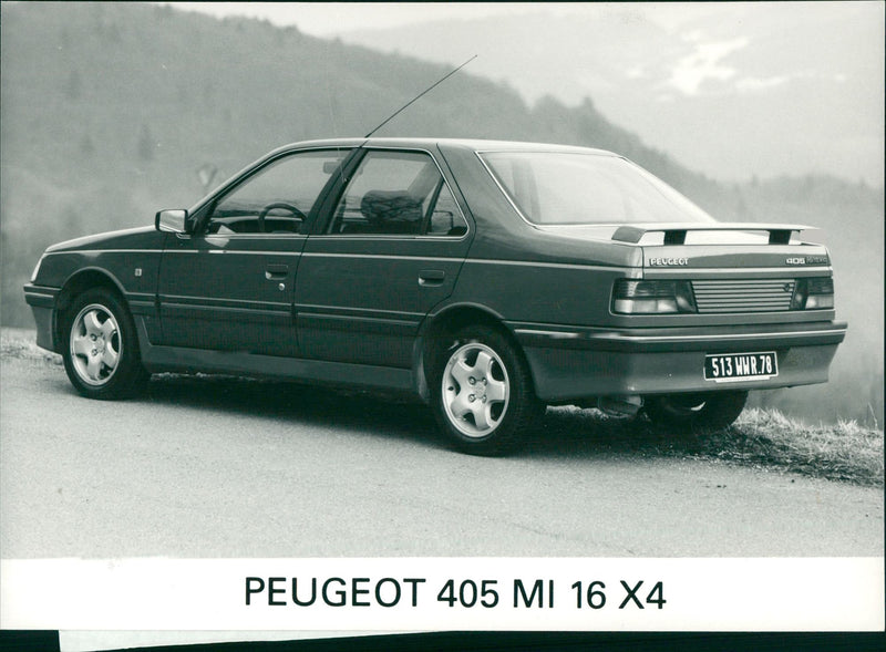 Peugeot 405 - Vintage Photograph