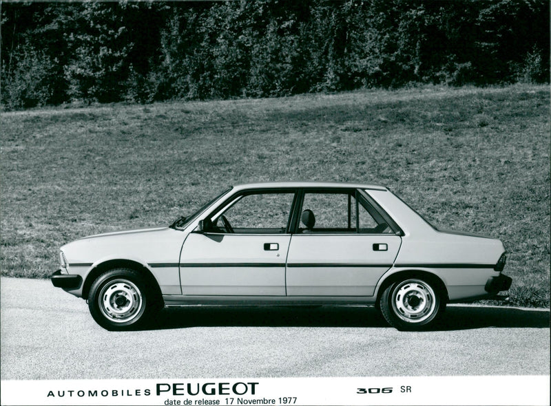 Peugeot 305 - Vintage Photograph