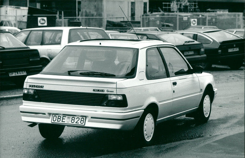 Peugeot 304 - Vintage Photograph