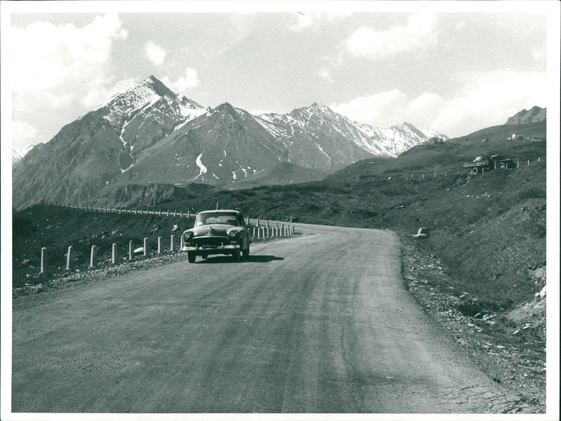 CAUCASUS (Landscape of the Soviet Union) - Vintage Photograph