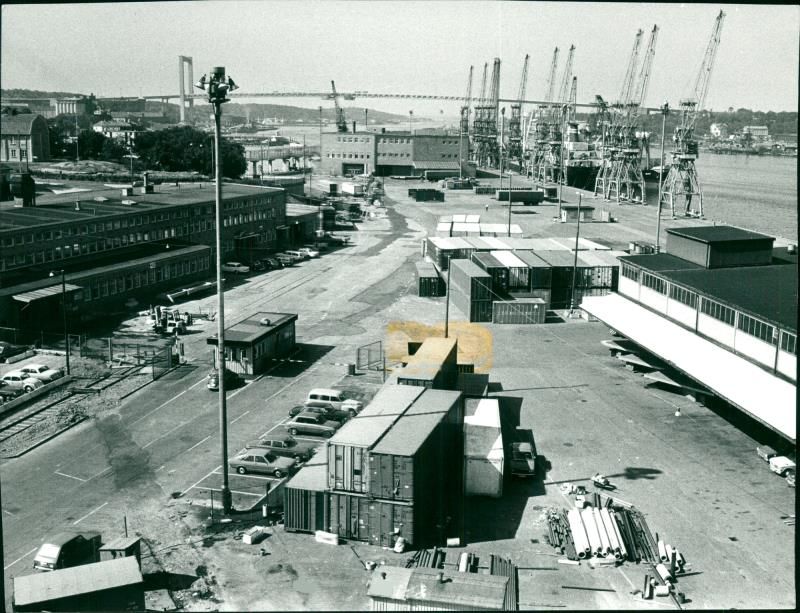 Majnabbehamnen on the south side of the GÃ¶ta River - Vintage Photograph