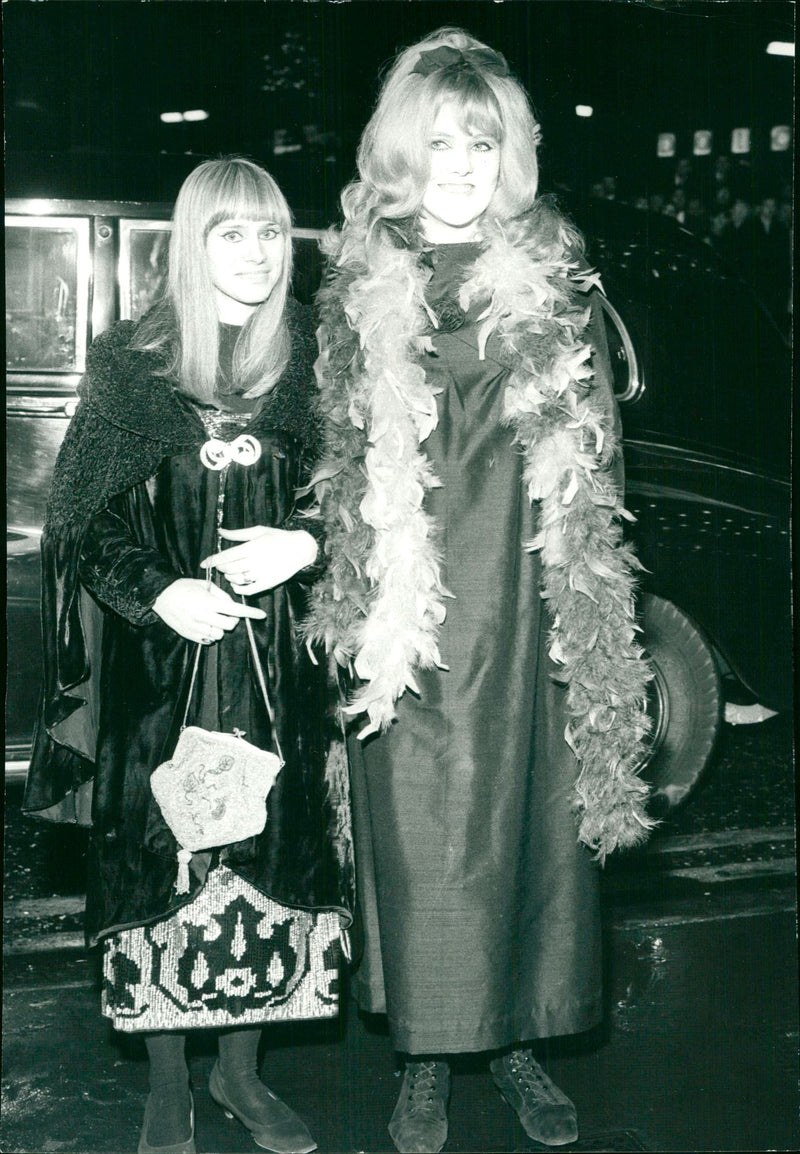 Rita Tushingham and Lynn Redgrave arrive at the premiere of their movie "Smashing Time" at Odeon Leicester Square - Vintage Photograph