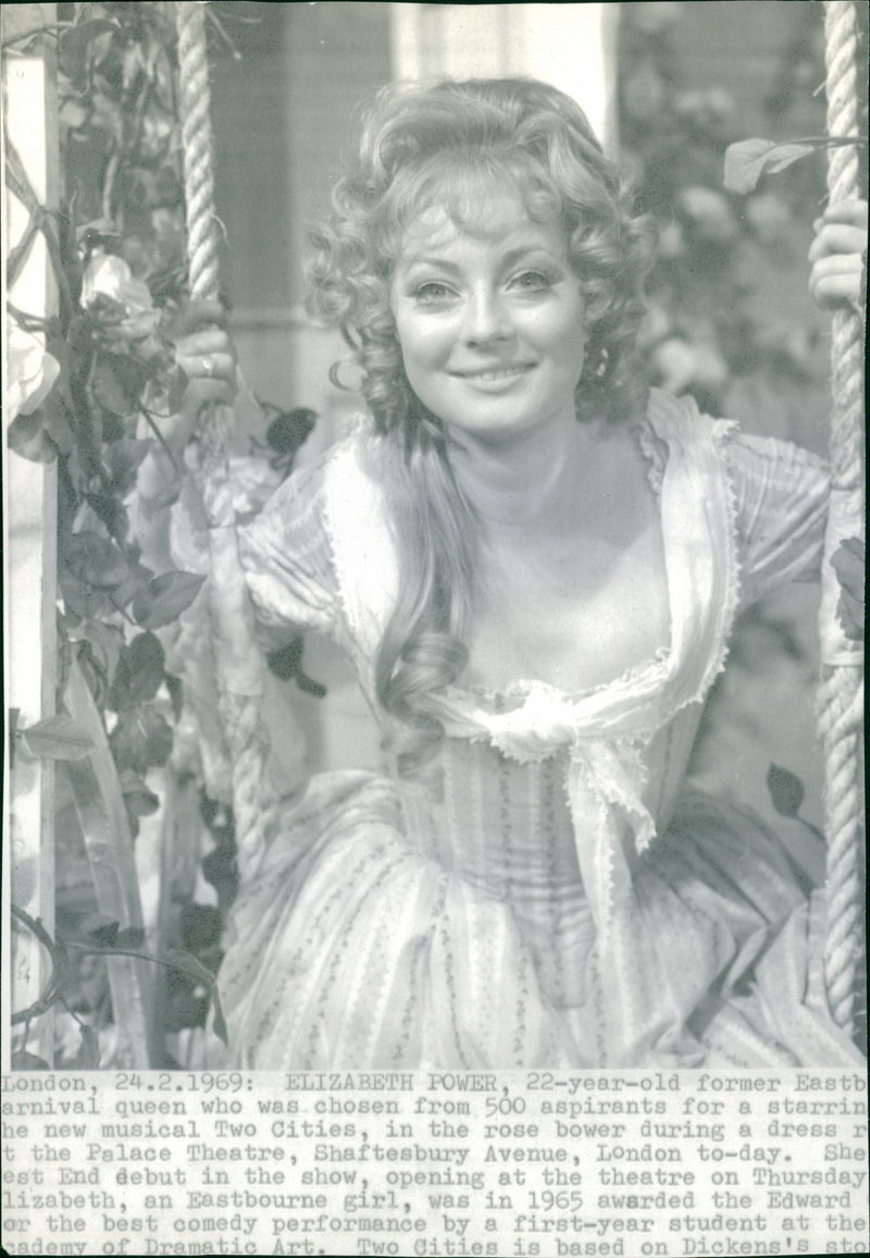 Elizabeth Power (Lizzie Power),  in "Two Cities" at the Palace Theatre, a musical version of "A Tale of Two Cities" by Charles Dickens,24,02,1969. - Vintage Photograph