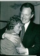MUSICIAN FILM PRESS BRITAIN WIFE - Vintage Photograph