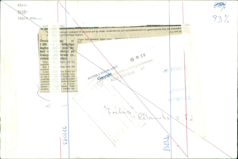 ETC EPOETICE STAFF PERFECT WAS STANDS MODERATES MOSTLY - Vintage Photograph