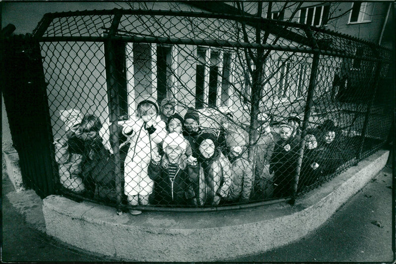 ETC EPOETICE STAFF PERFECT WAS STANDS MODERATES MOSTLY - Vintage Photograph