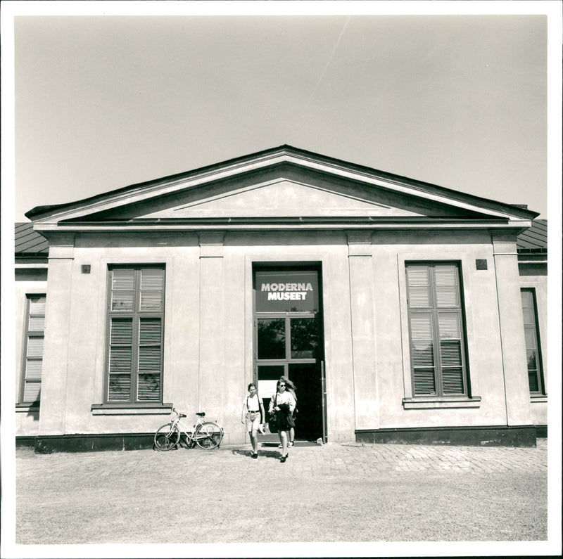 Modern Museum entré - Vintage Photograph