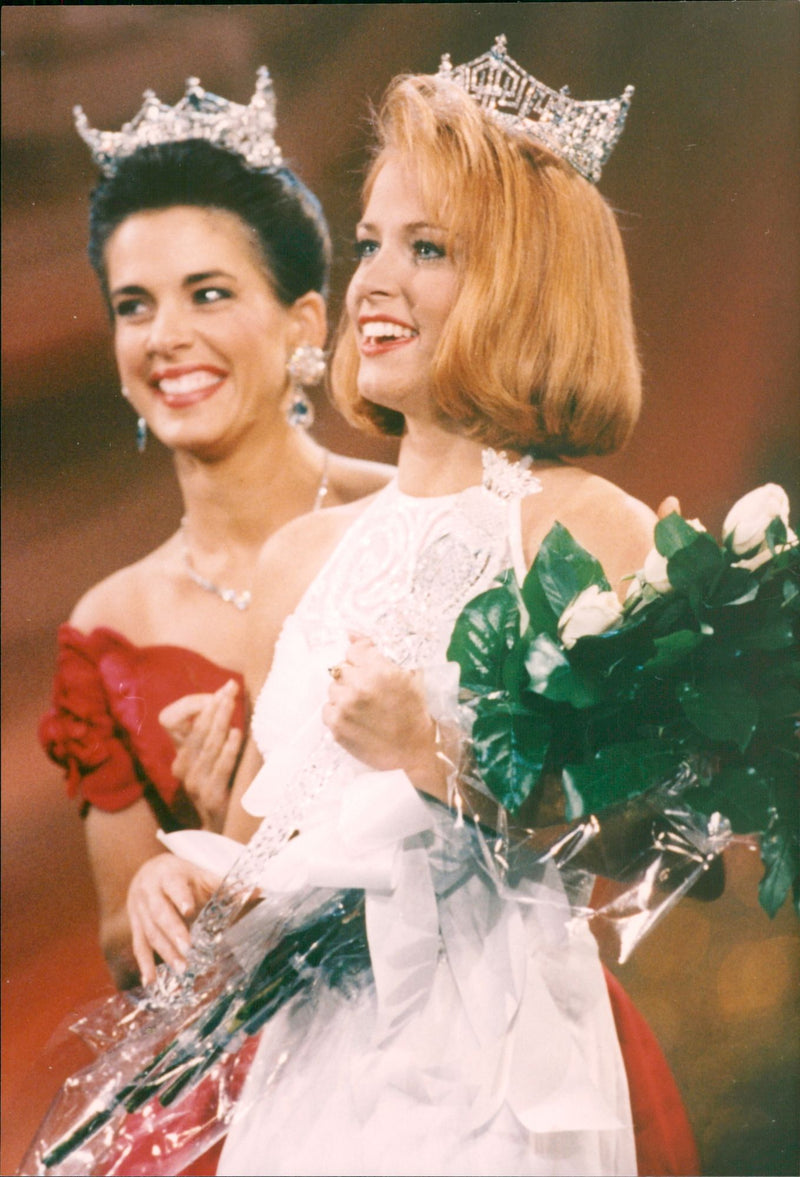 Shawntel Smith Hails Crowned Miss America - Vintage Photograph